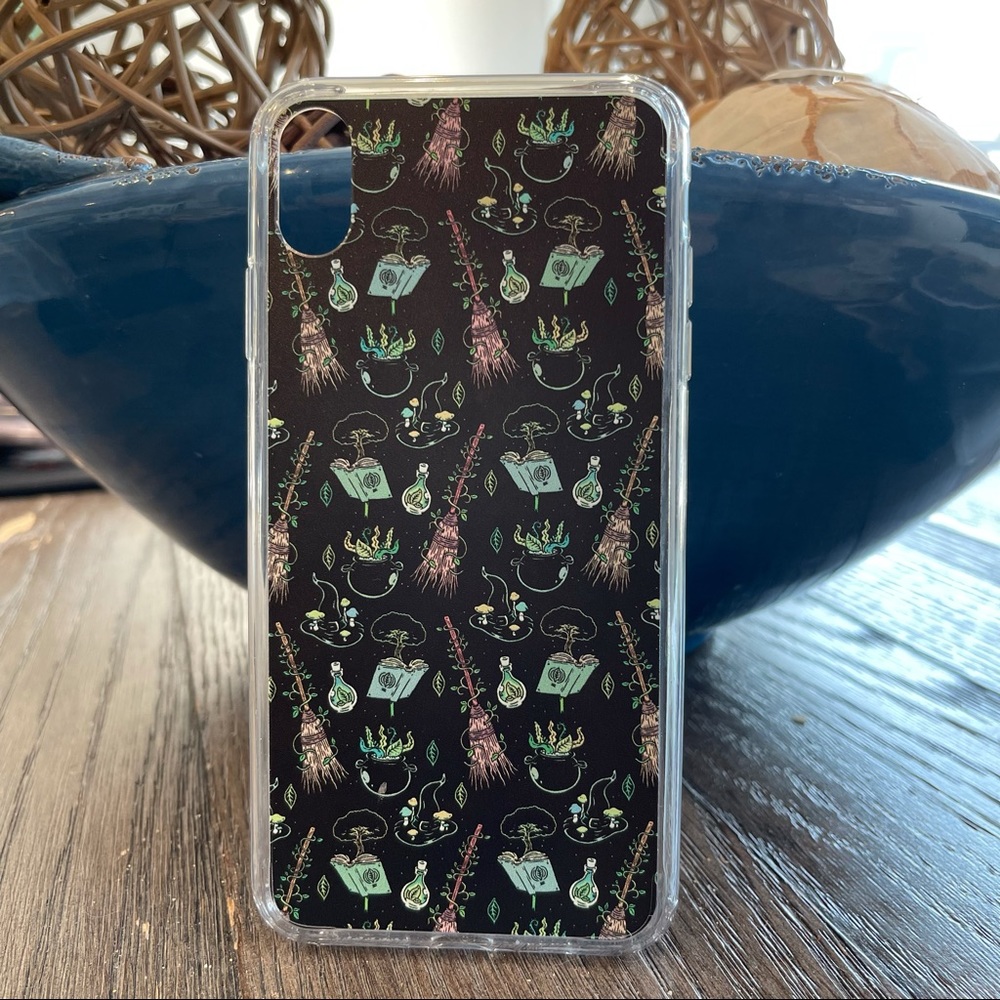 Green Witch iPhone XS Max case
